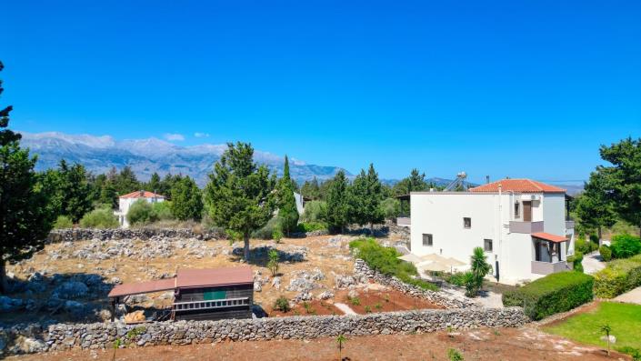 Image No.39-Villa de 4 chambres à vendre à Xirosterni