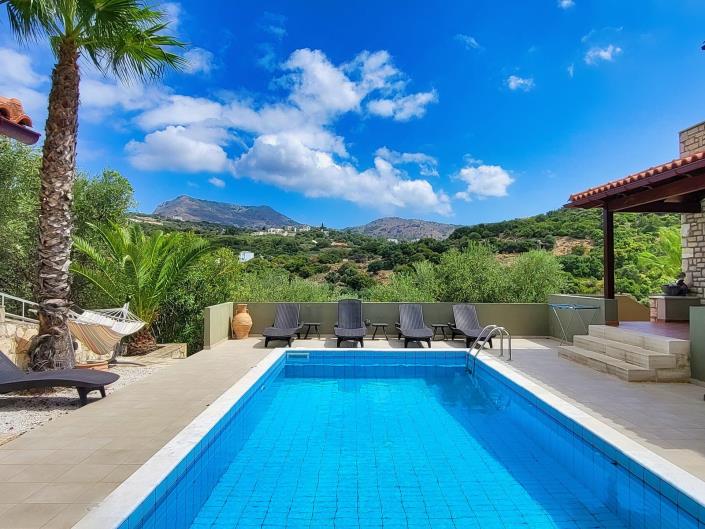 Image No.4-Villa de 4 chambres à vendre à Almyrida