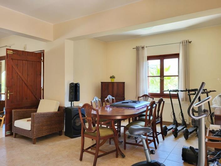 Image No.8-Villa de 4 chambres à vendre à Almyrida