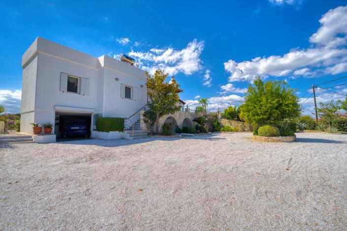 Image No.9-3 Bed Villa for sale