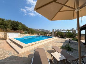 Stone-villa-for-sale-in-Chania-Crete--8-