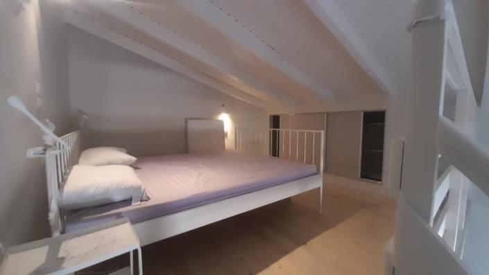 Image No.18-2 Bed House for sale