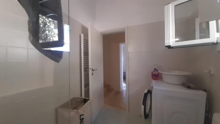 Image No.29-2 Bed House for sale