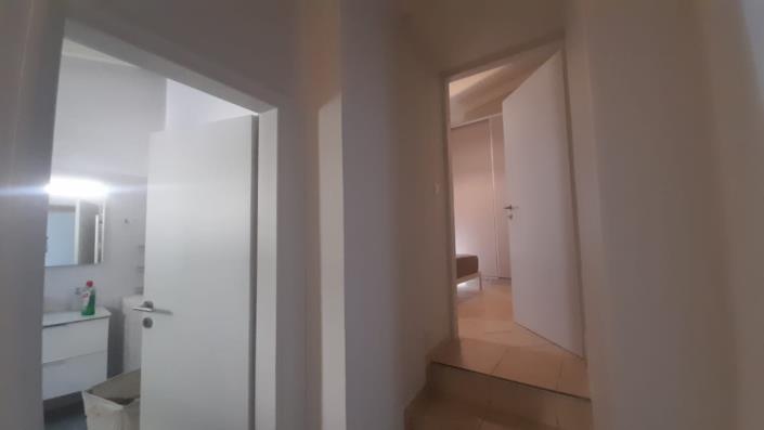 Image No.34-2 Bed House for sale