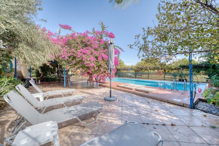 Image No.9-Villa de 5 chambres à vendre à Kalyves