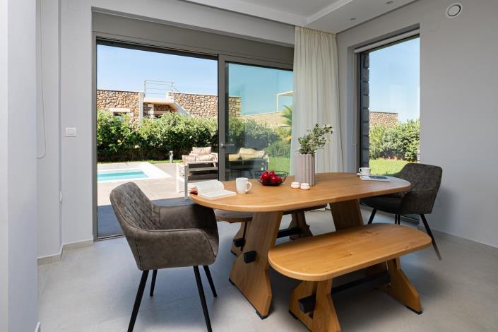 Image No.12-4 Bed Villa for sale