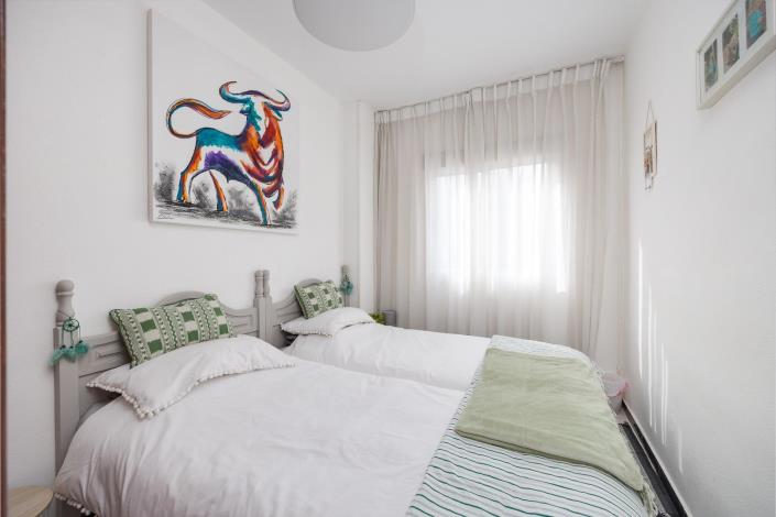 Image No.25-3 Bed Bungalow for sale