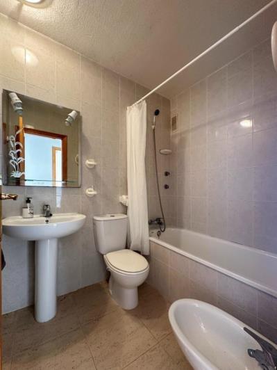 Image No.15-2 Bed Bungalow for sale