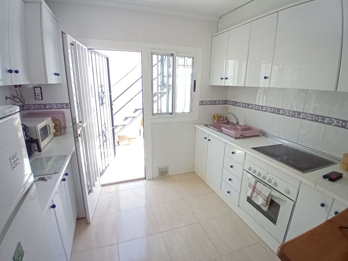 Image No.9-2 Bed Villa for sale