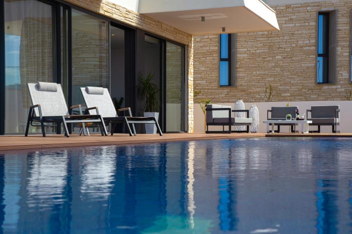 Image No.2-3 Bed Villa for sale