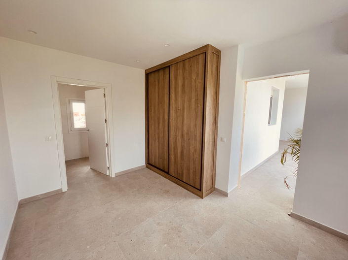 Image No.12-Villa de 4 chambres à vendre à Manilva