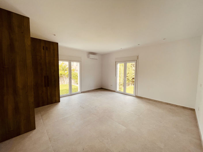 Image No.14-Villa de 4 chambres à vendre à Manilva