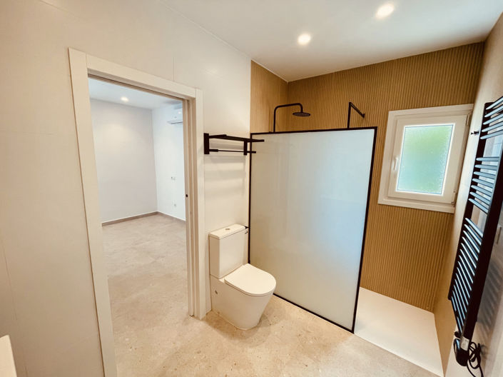 Image No.19-Villa de 4 chambres à vendre à Manilva