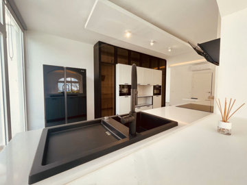 b98le8d7m9k3degpefzhs0lif8u4xzvzhwxtmggyekxx9