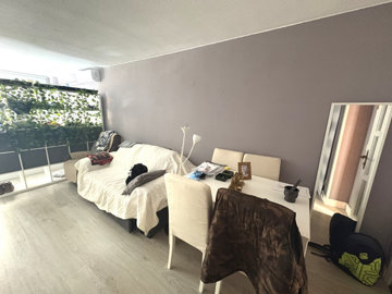 b98le8d7m9k3degpefzhs0lif8u4xzvzhwxtmggyekxx9