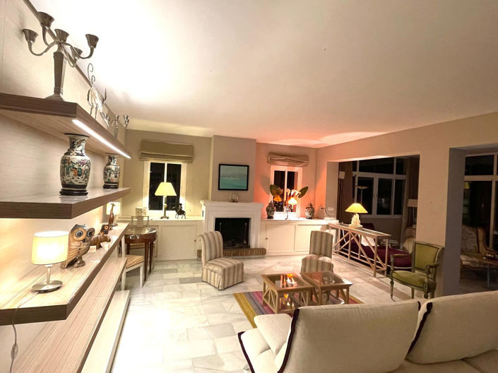 Image No.14-4 Bed Villa for sale