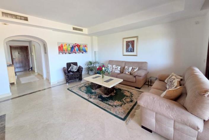 Image No.6-3 Bed Townhouse for sale