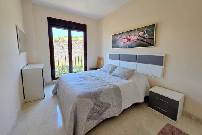 Image No.13-3 Bed Townhouse for sale