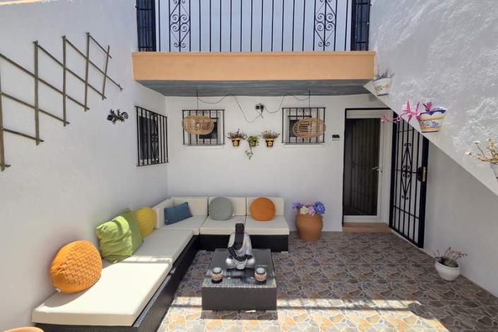 Image No.28-5 Bed Villa for sale