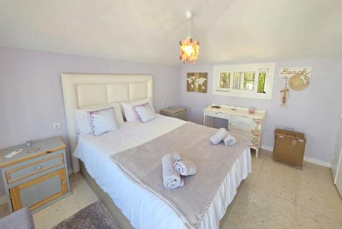 Image No.10-5 Bed Villa for sale