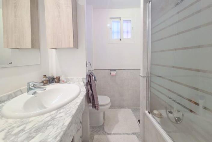 Image No.22-3 Bed Apartment for sale