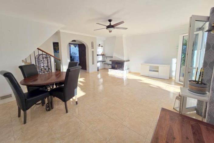 Image No.3-3 Bed House for sale