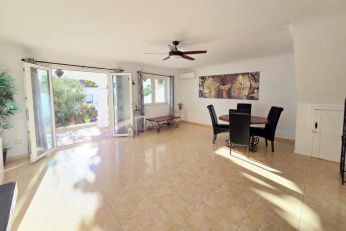 Image No.2-3 Bed House for sale