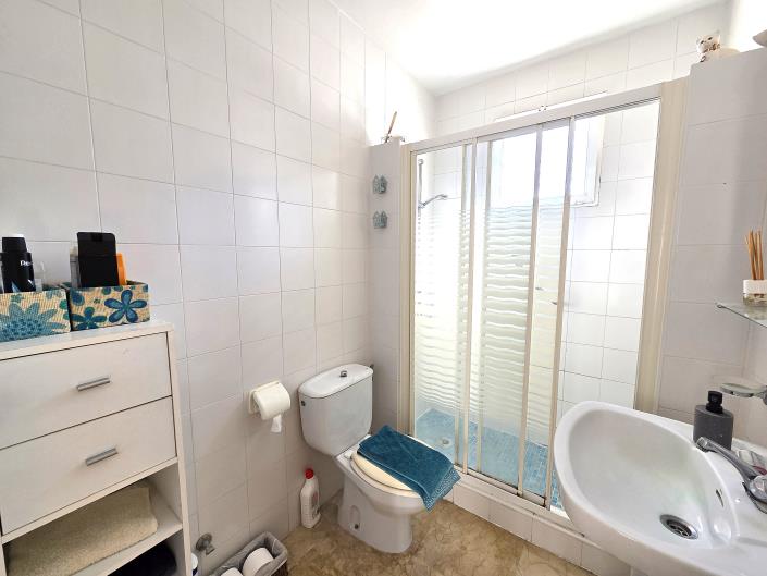 Image No.9-3 Bed Villa for sale