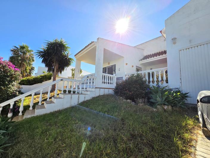 Image No.16-3 Bed Villa for sale