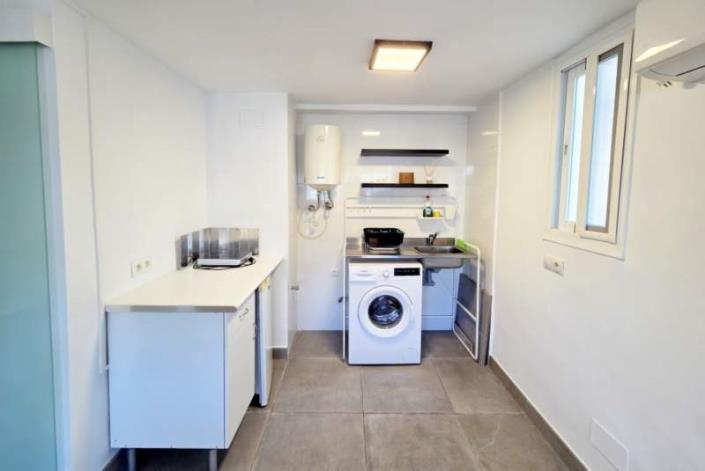 Image No.6-Studio for sale