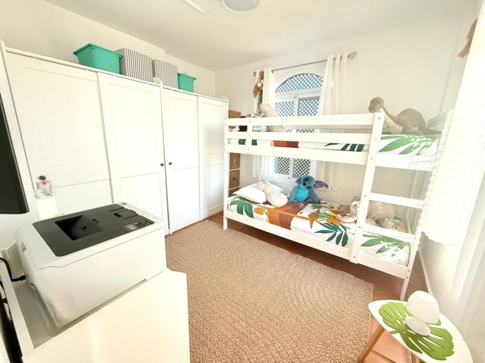 Image No.26-3 Bed Apartment for sale