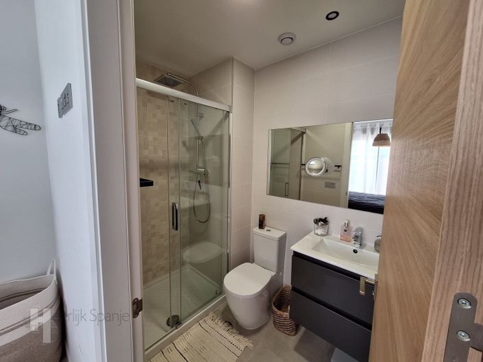 Image No.22-3 Bed Apartment for sale