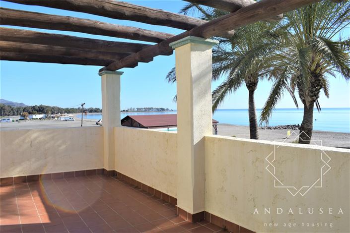 Image No.19-4 Bed Property for sale