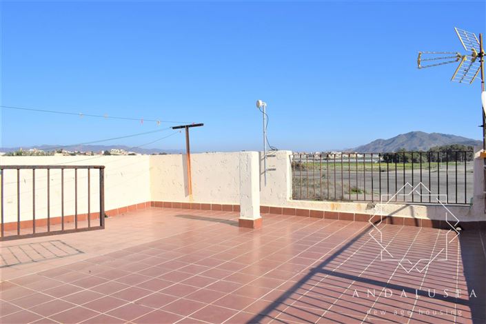 Image No.38-4 Bed Property for sale