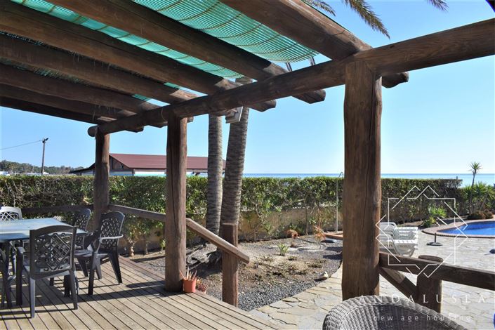 Image No.11-4 Bed Property for sale