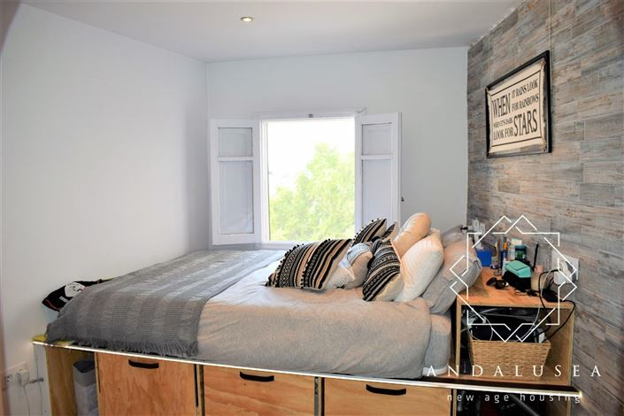 Image No.16-2 Bed Property for sale