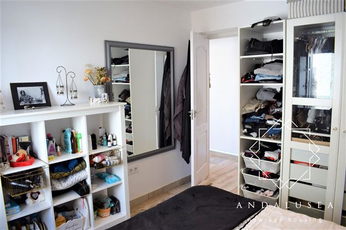 Image No.23-2 Bed Property for sale