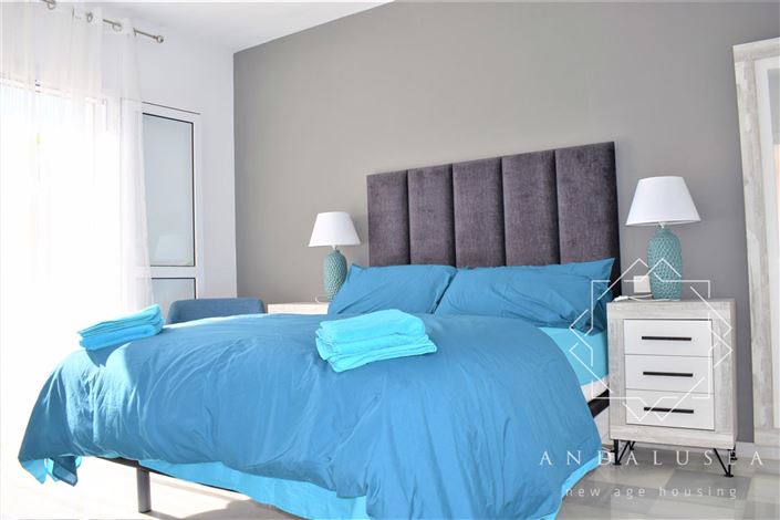 Image No.19-4 Bed Property for sale