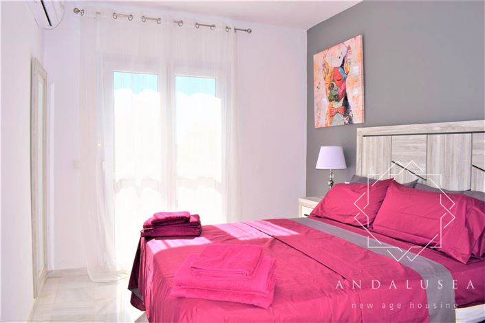 Image No.27-4 Bed Property for sale