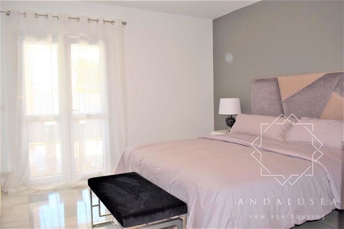 Image No.31-4 Bed Property for sale