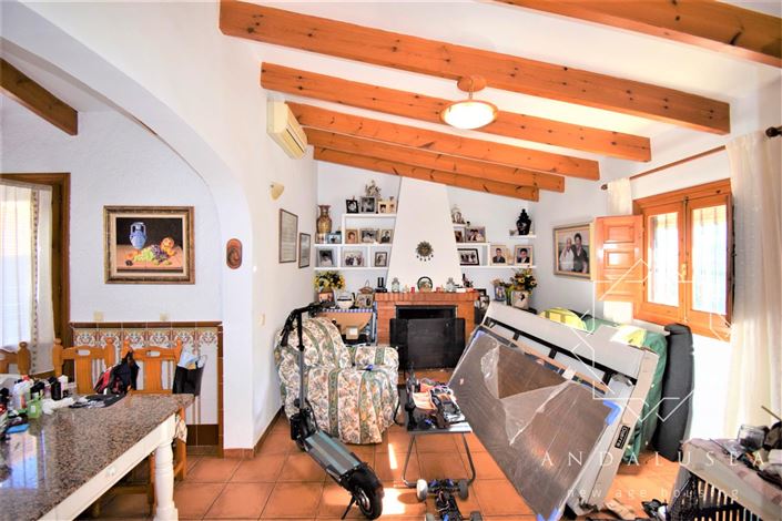 Image No.13-4 Bed Property for sale