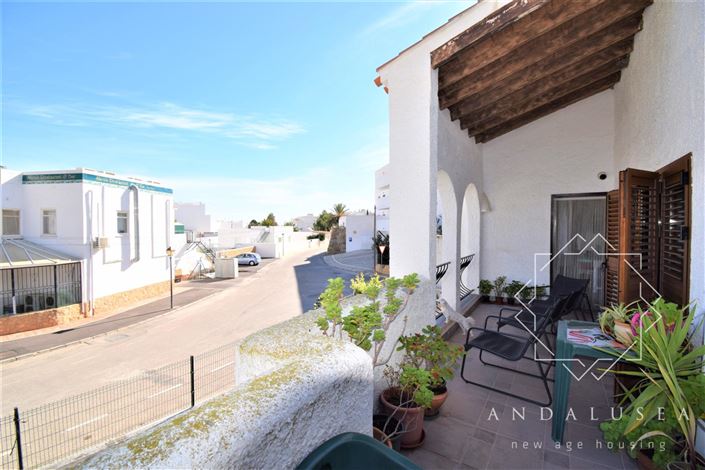 Image No.7-4 Bed Property for sale