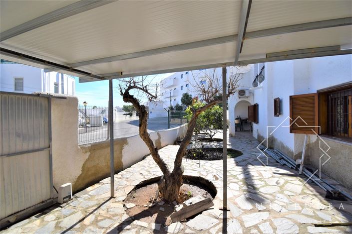 Image No.47-4 Bed Property for sale