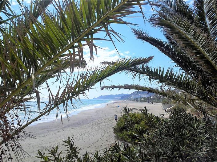 Image No.57-4 Bed Property for sale