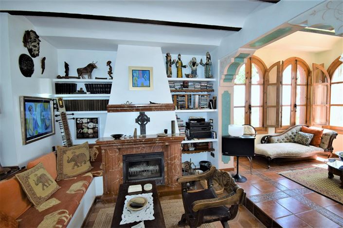 Image No.22-4 Bed Property for sale