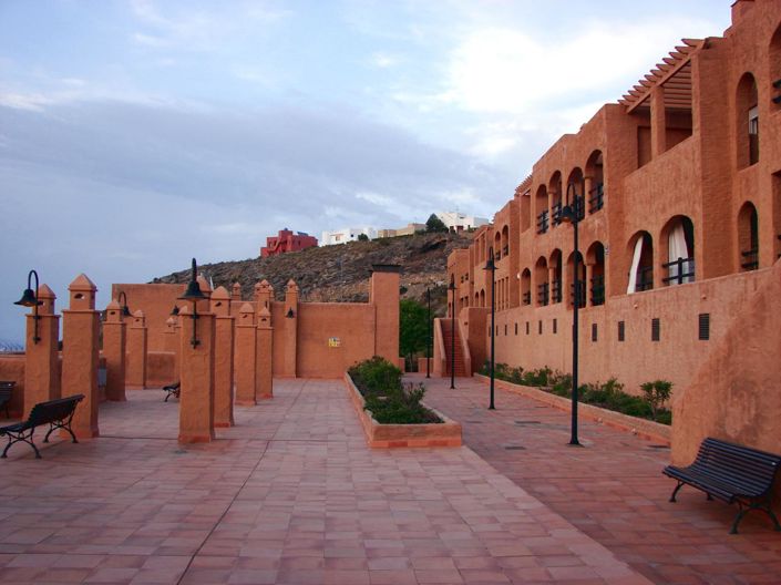 Image No.37-2 Bed Property for sale