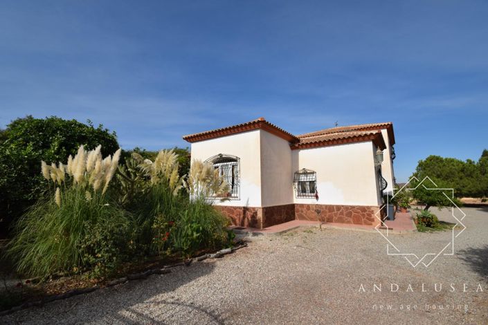 Image No.31-4 Bed Property for sale