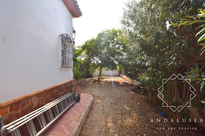 Image No.32-4 Bed Property for sale