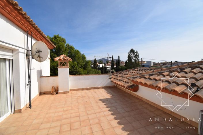 Image No.33-4 Bed Property for sale