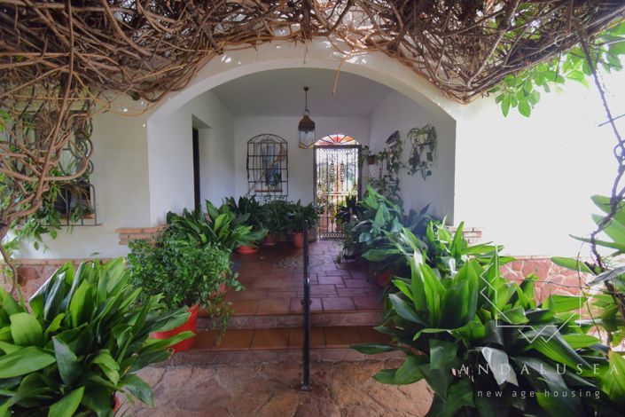 Image No.5-4 Bed Property for sale